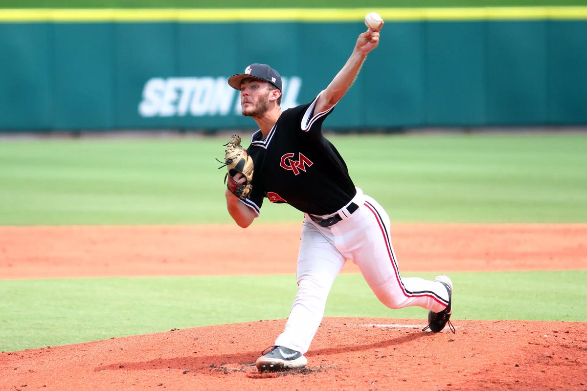 Mason Green pitching for the Mules