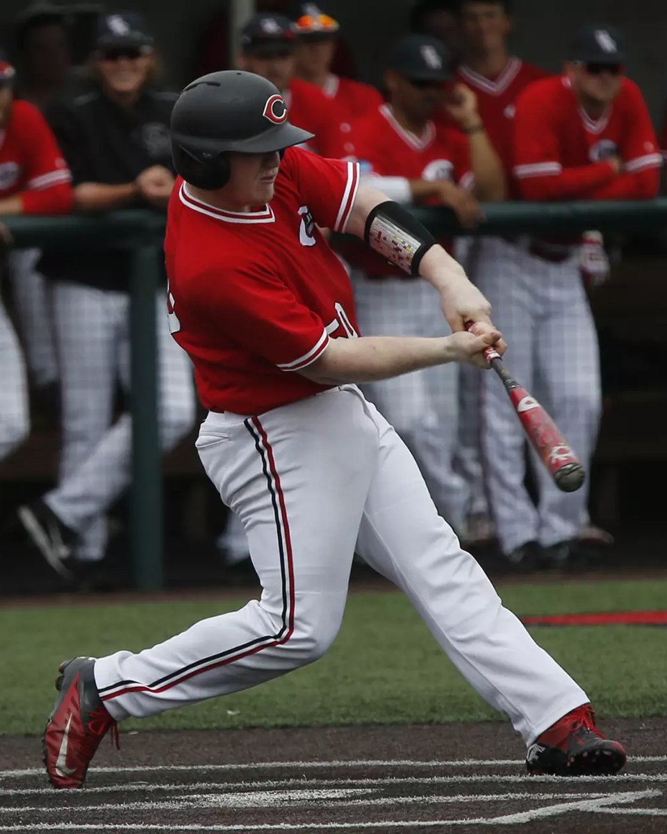 Zak Whalin swinging for the Mules
